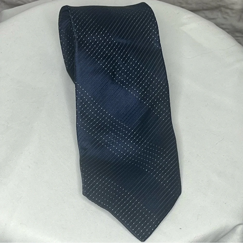 Mens DKNY Navy Striped White‎ Dot Neck Tie